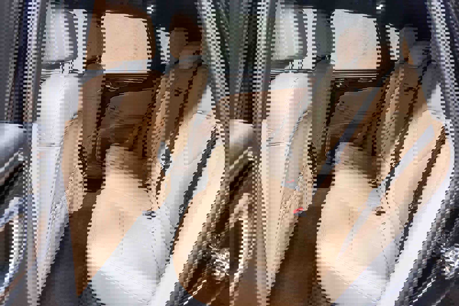 Used 2023 Porsche Macan image 18