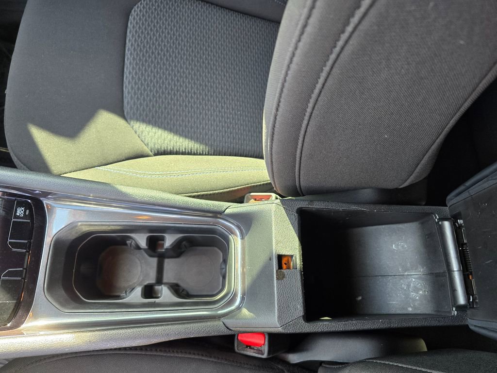 Used 2025 Jeep Compass Sport image 23