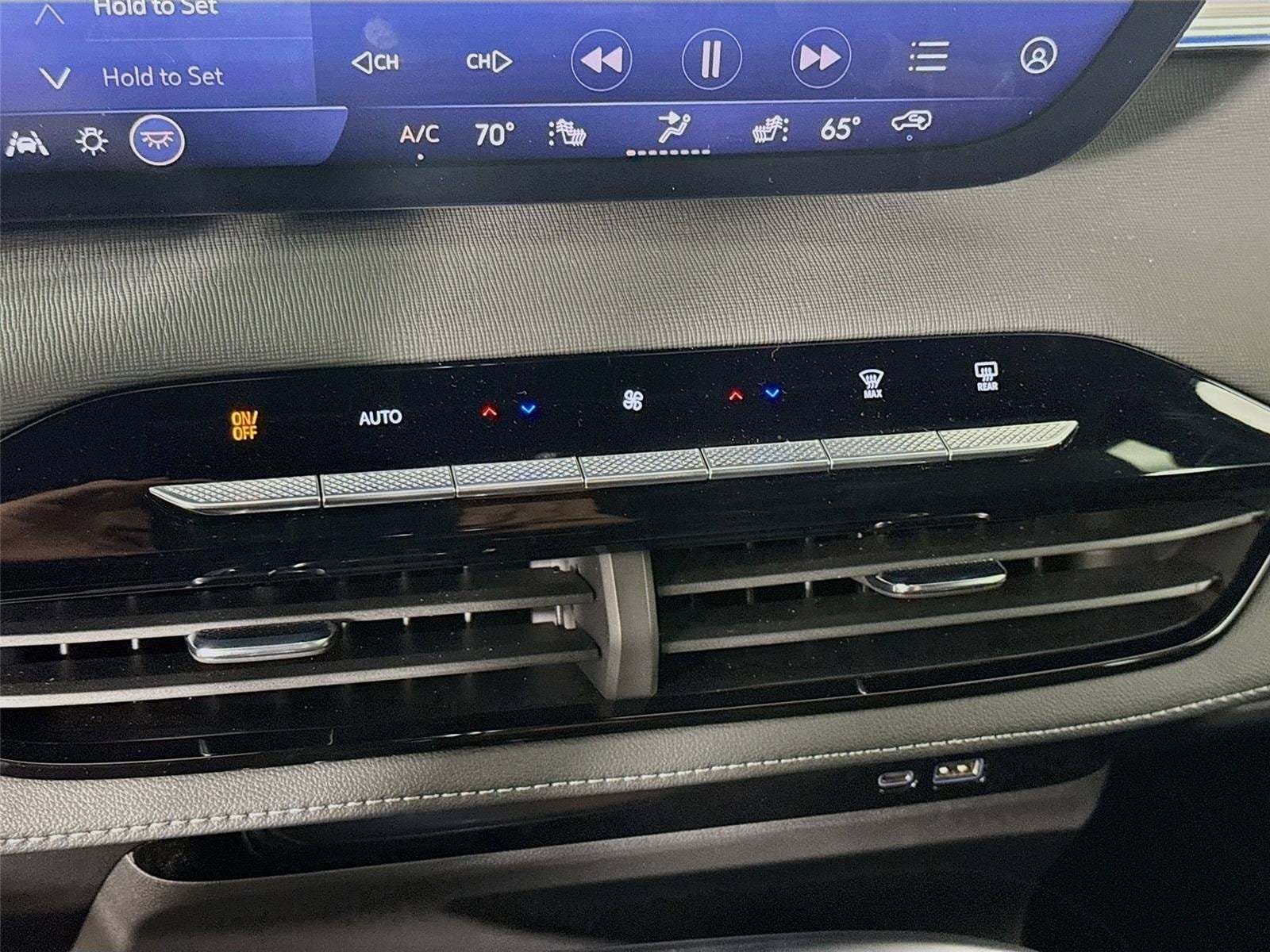 New 2026 Buick Enclave Preferred w/ Power Package FWD image 17