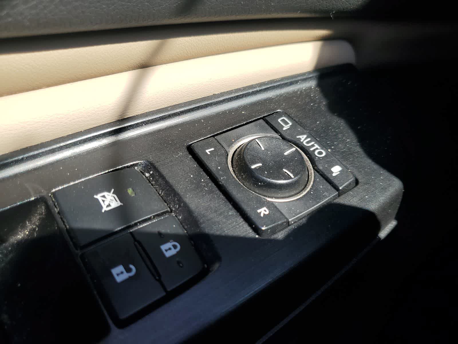 Used 2020 Lexus ES 350 w/ Premium Package FWD image 25