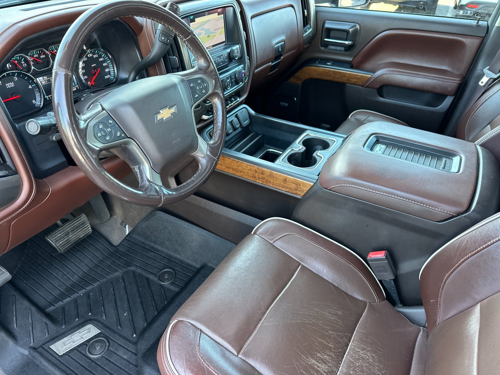 Used 2016 Chevrolet Silverado 3500 High Country w/ High Country Premium Package AWD/4WD image 9