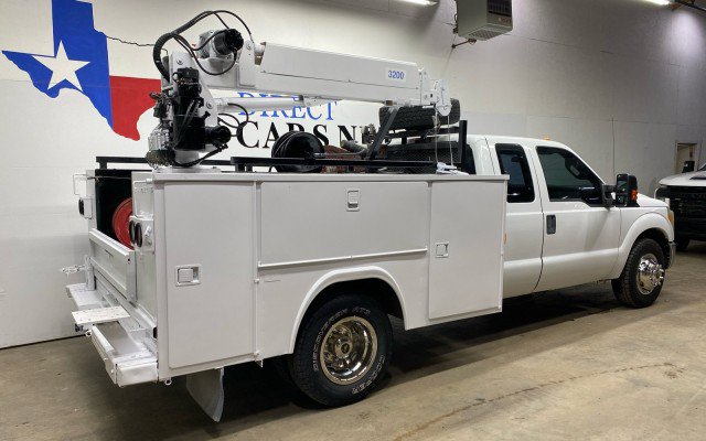 Used 2015 Ford F350 XL w/ Power Equipment Group RWD image 4