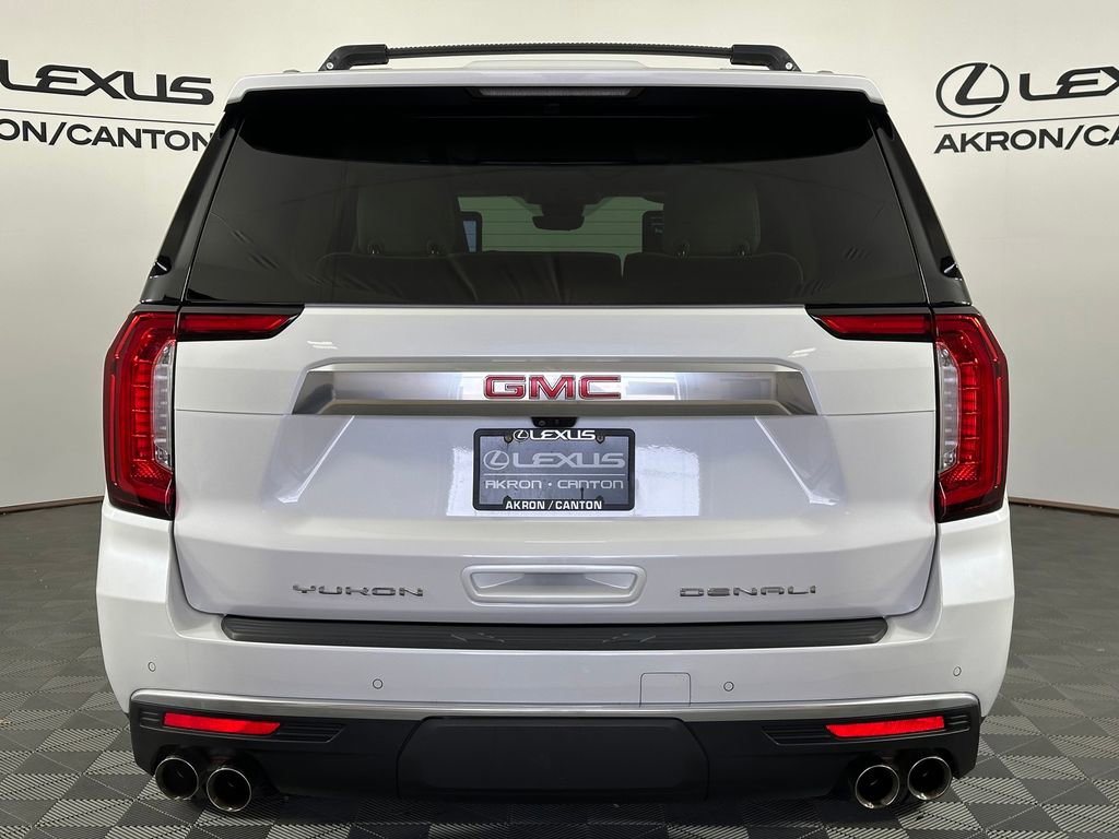Used 2023 GMC Yukon XL Denali w/ Denali Reserve Package AWD/4WD image 8