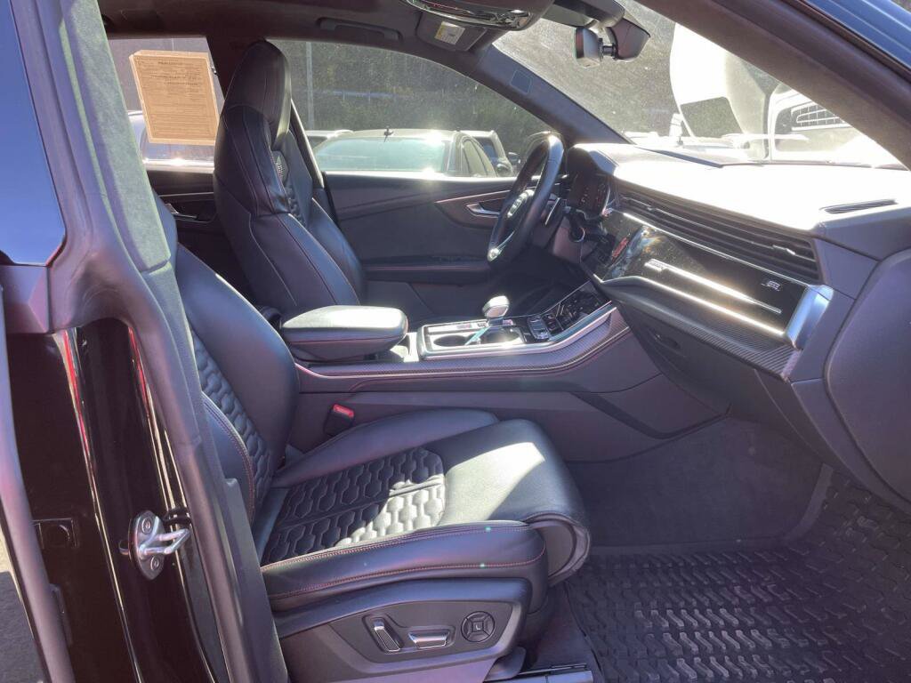 Used 2022 Audi RS Q8 AWD/4WD image 20