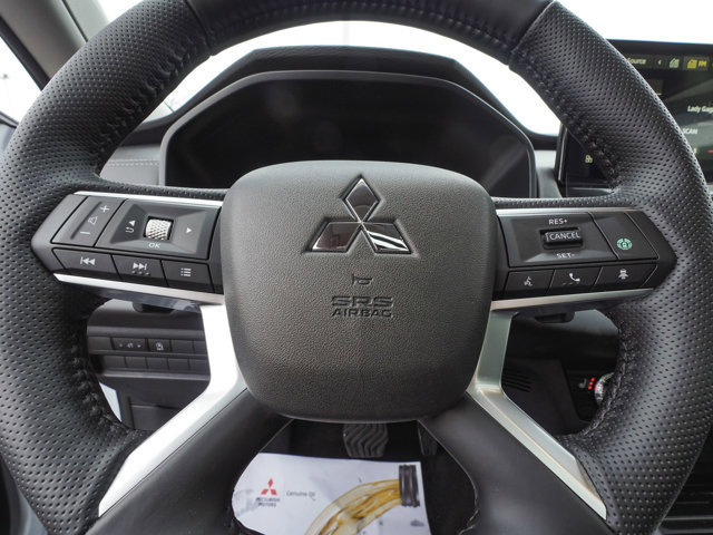 New 2026 Mitsubishi Outlander Trail Edition image 16
