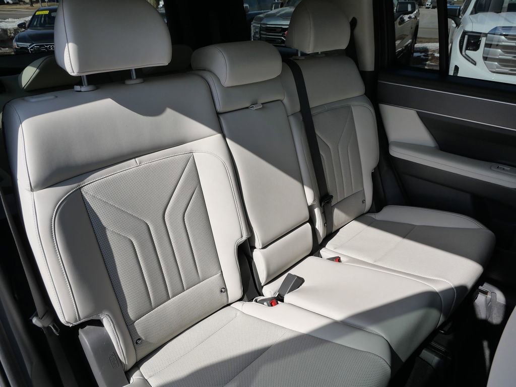 Used 2025 Hyundai Santa Fe SEL image 19