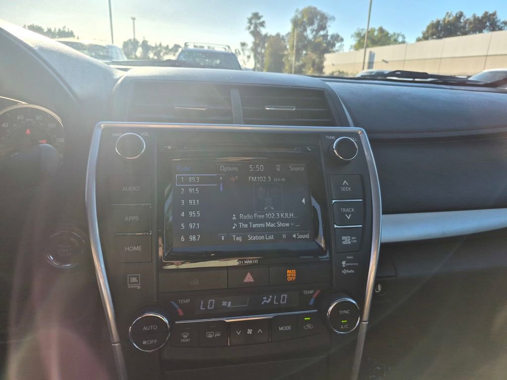 Used 2016 Toyota Camry XSE image 14