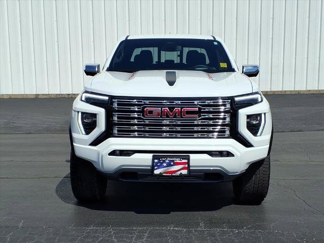 Used 2024 GMC Canyon Denali image 6