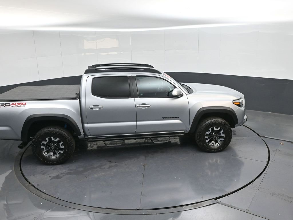 Used 2022 Toyota Tacoma TRD Off-Road image 40