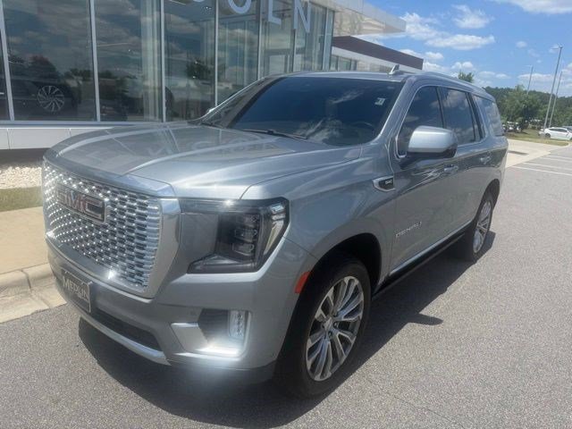 Used 2024 GMC Yukon Denali w/ Denali Reserve Package AWD/4WD image 2