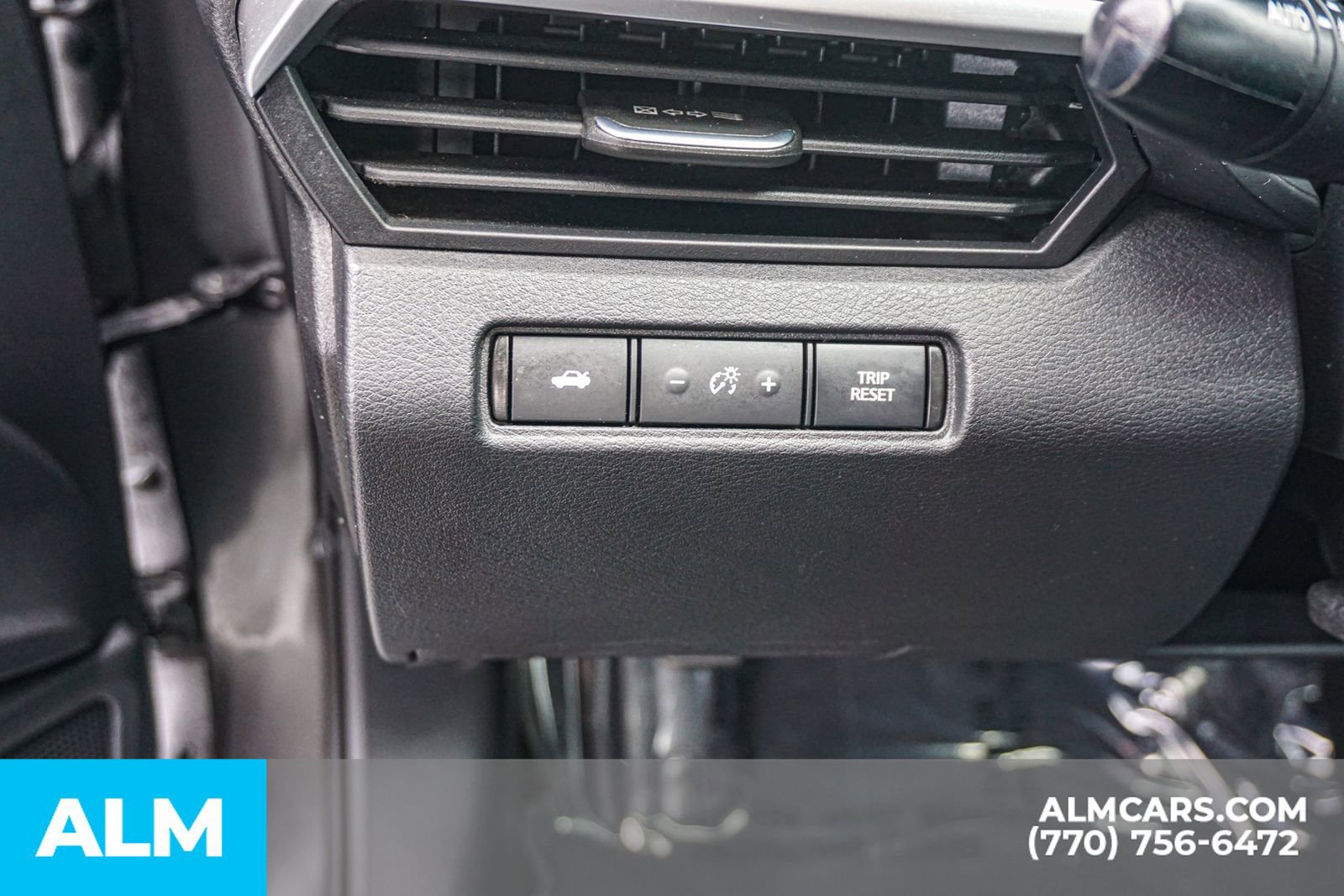 Used 2022 Nissan Altima 2.5 SR w/ Midnight Edition Package image 38