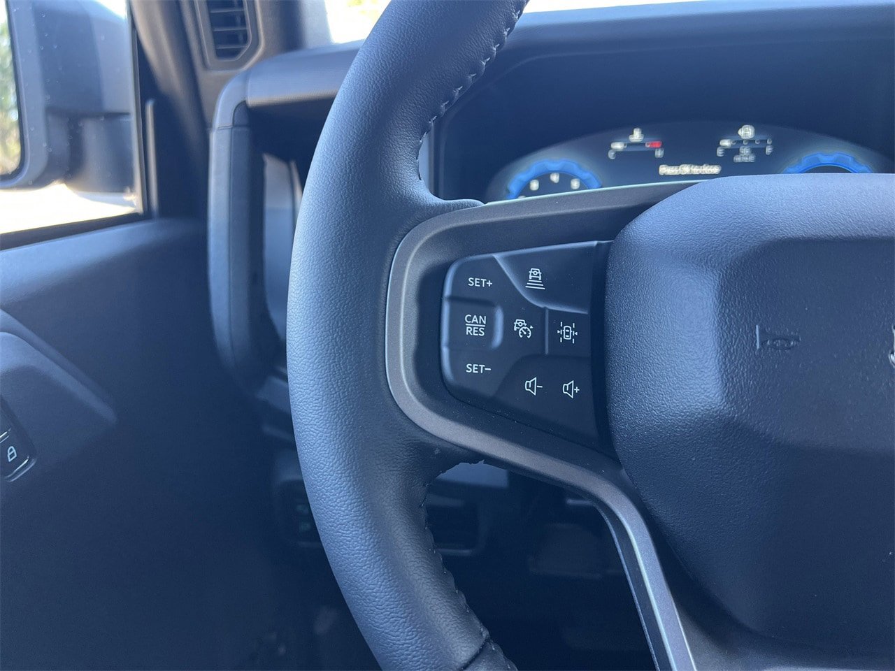 New 2025 Ford Bronco Badlands image 11