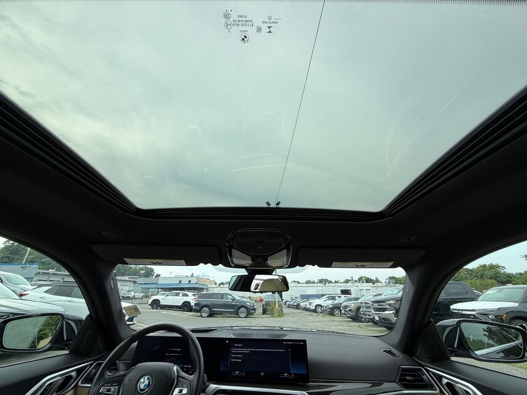 Used 2023 BMW i4 eDrive35 w/ Premium Package RWD image 21
