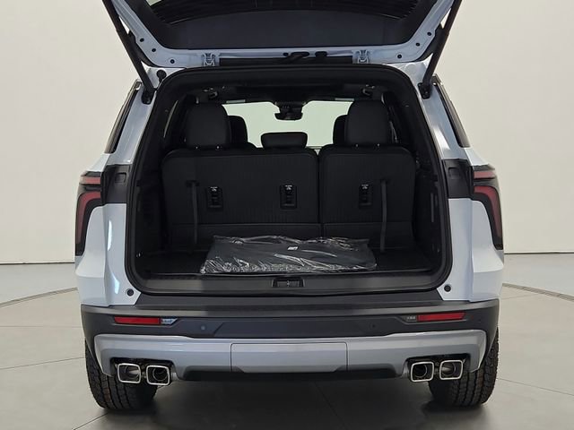 New 2026 Chevrolet Traverse Z71 w/ Driver Confidence Package AWD/4WD image 38