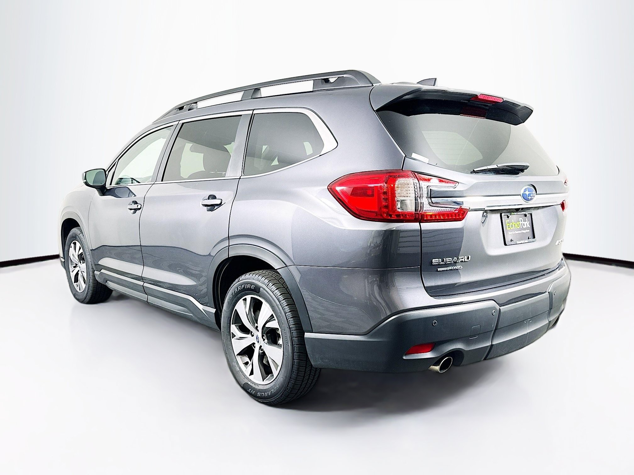 Used 2025 Subaru Ascent Premium AWD/4WD image 5