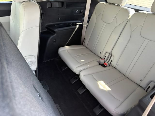 Used 2025 Kia Sorento EX AWD/4WD image 18