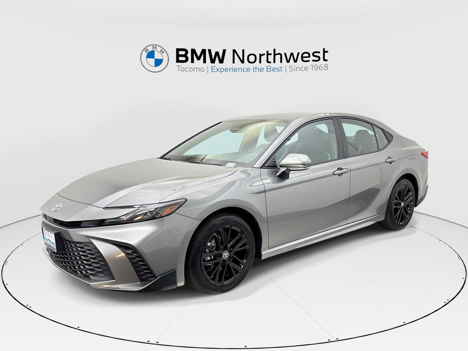Used 2025 Toyota Camry SE