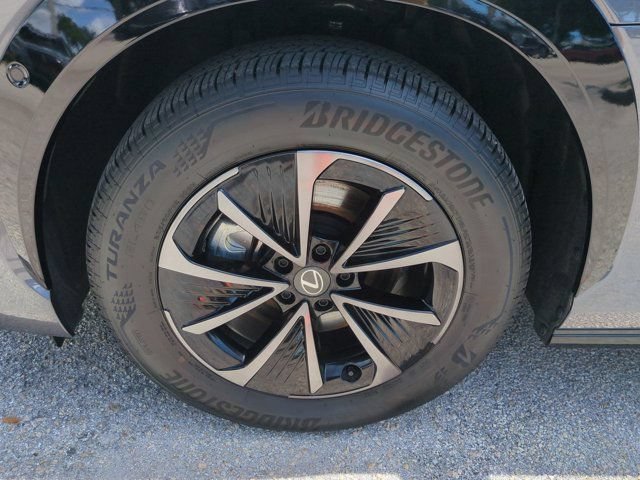 Used 2026 Lexus RZ 350e 2WD w/ Convenience Package image 11