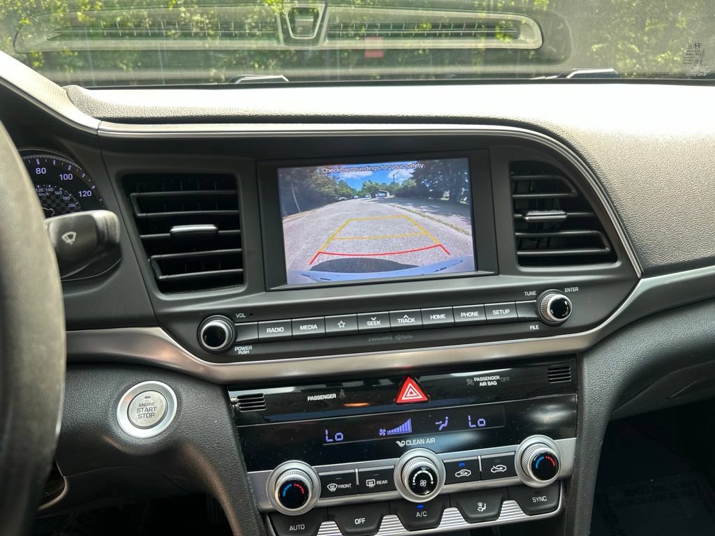 Used 2020 Hyundai Elantra Value Edition w/ Cargo Package (C1) FWD image 18
