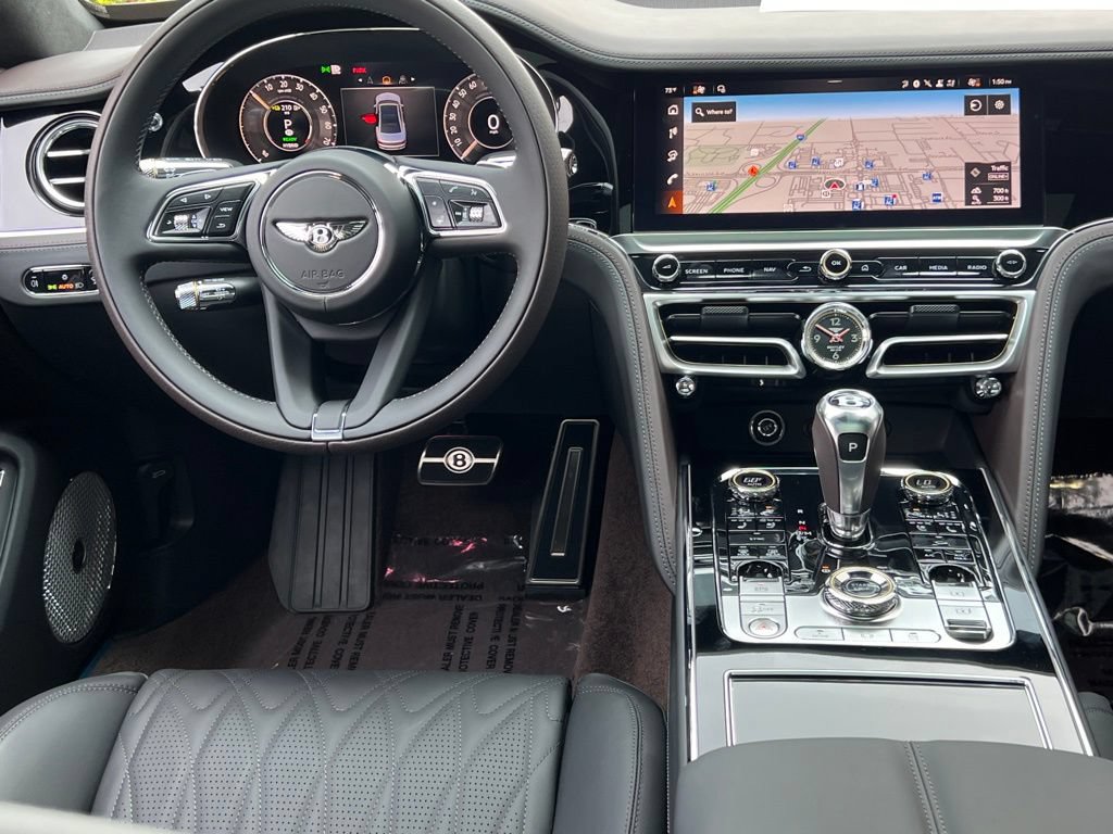 Used 2026 Bentley Flying Spur Plug-In Hybrid AWD/4WD image 4
