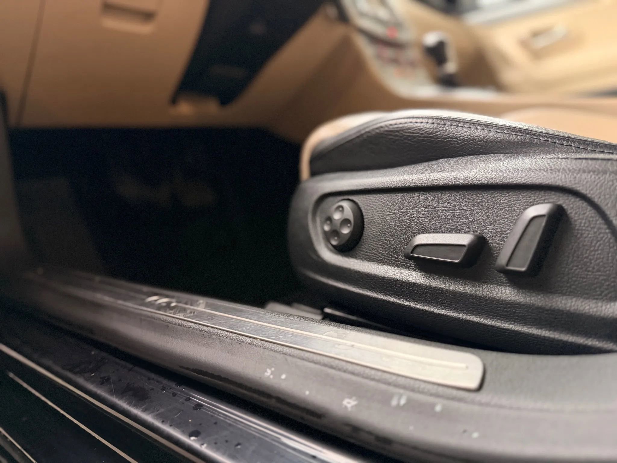 Used 2015 Volkswagen CC Sport image 41