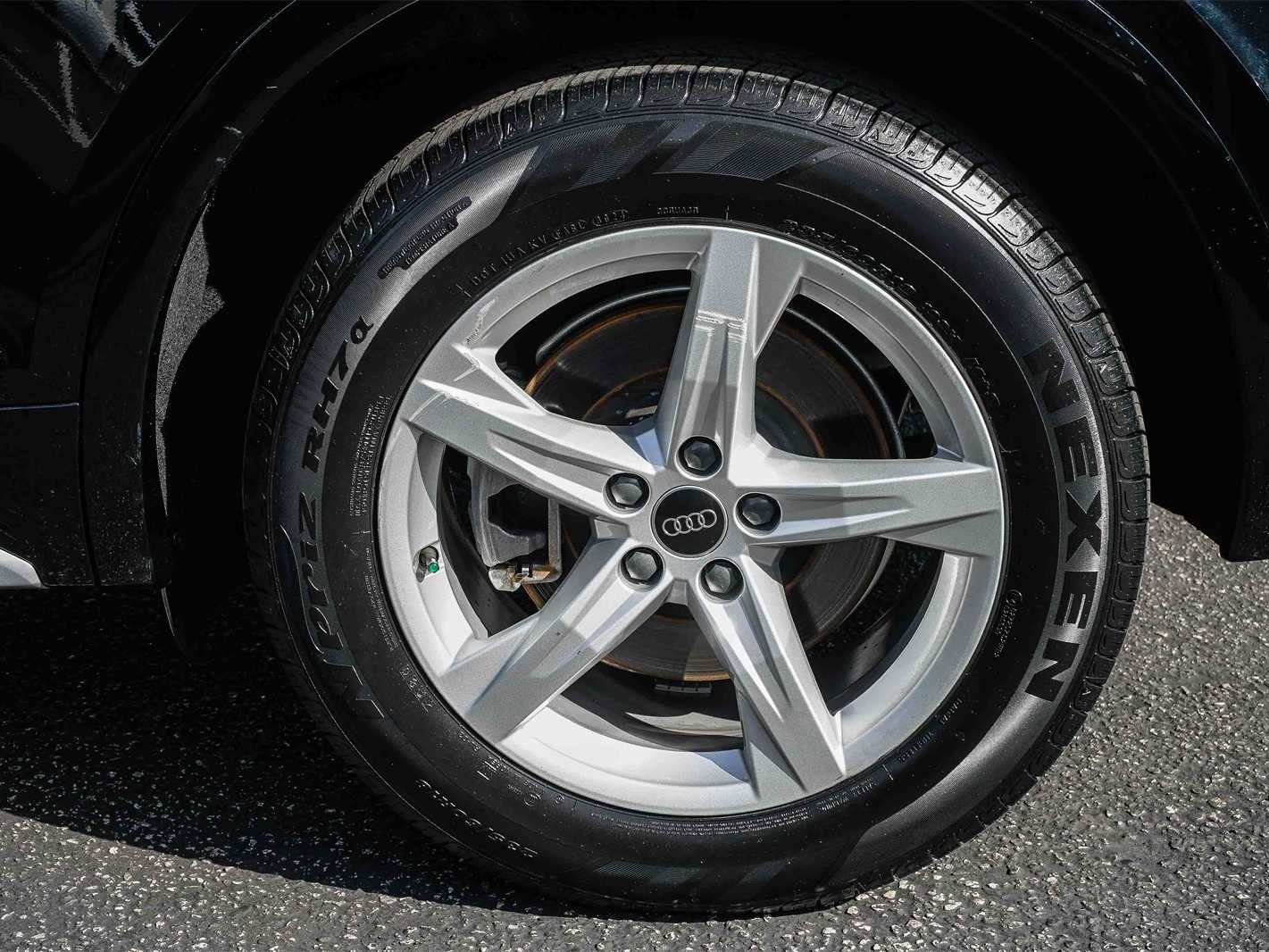 Used 2023 Audi Q5 2.0T Premium w/ Convenience Package image 10