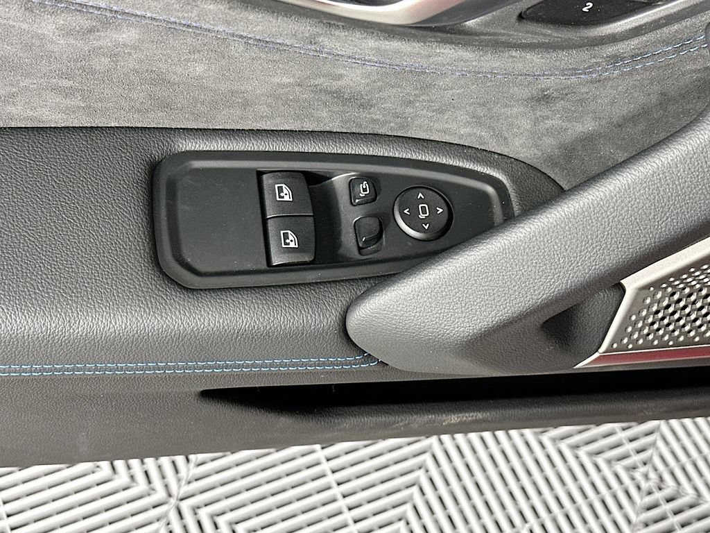 Used 2025 BMW Z4 M40i w/ Premium Package RWD image 24