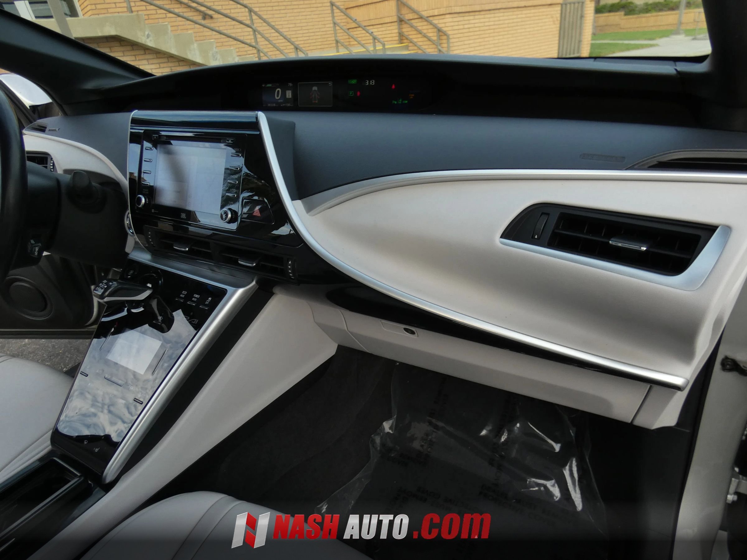Used 2019 Toyota Mirai FWD image 29