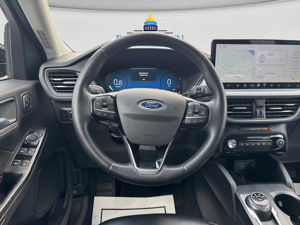 Used 2023 Ford Escape Platinum AWD/4WD image 28
