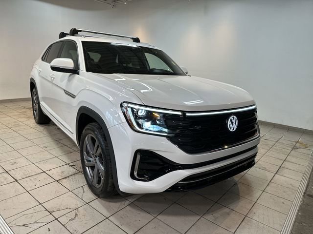Used 2024 Volkswagen Atlas Cross Sport SEL R-Line image 11