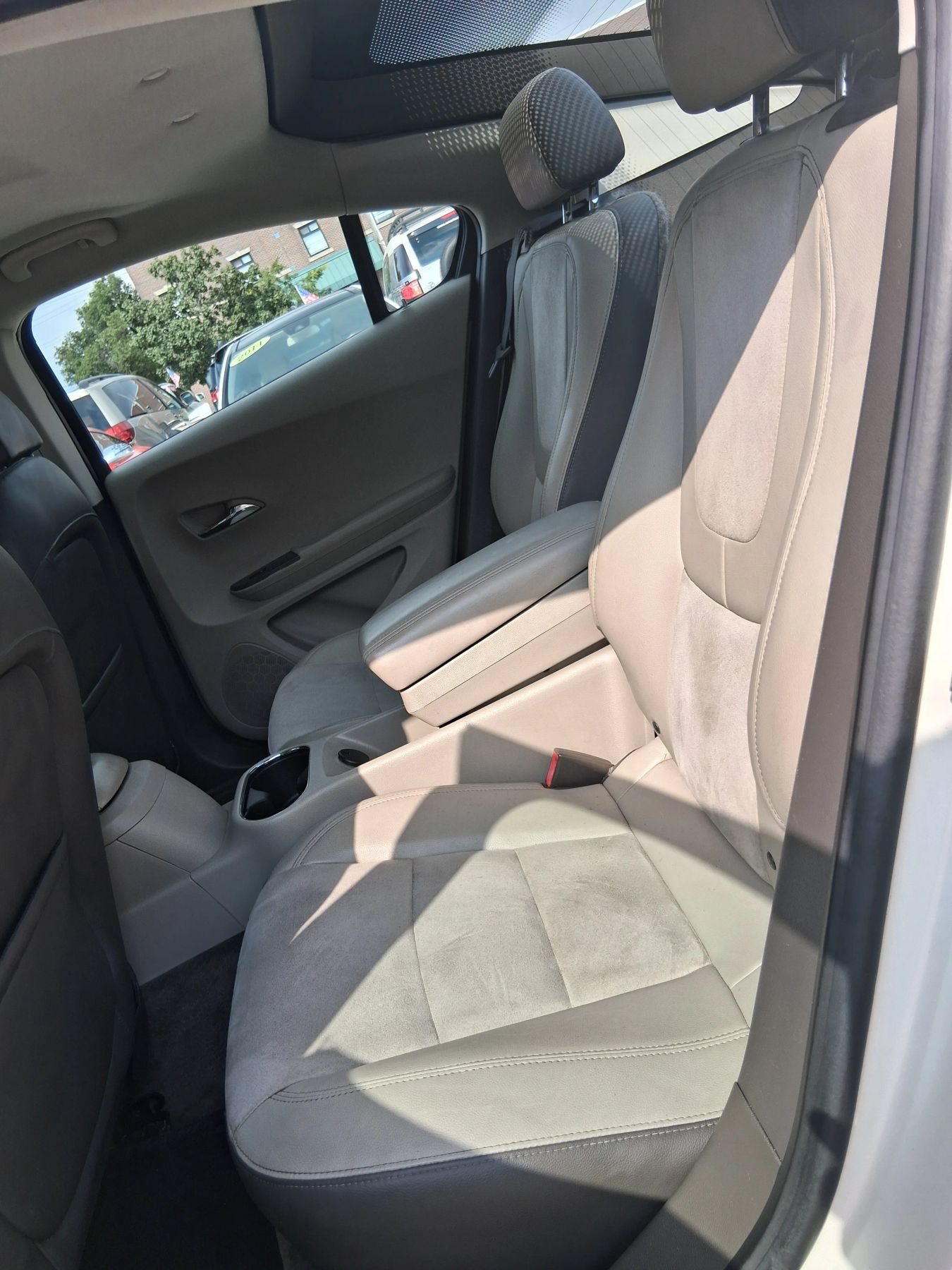 Used 2013 Chevrolet Volt Premium w/ Premium Trim Package FWD image 24