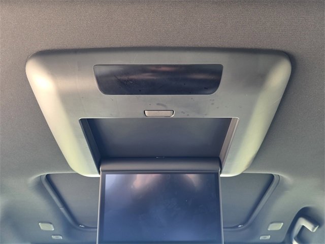 Used 2025 Toyota Sienna Platinum image 18