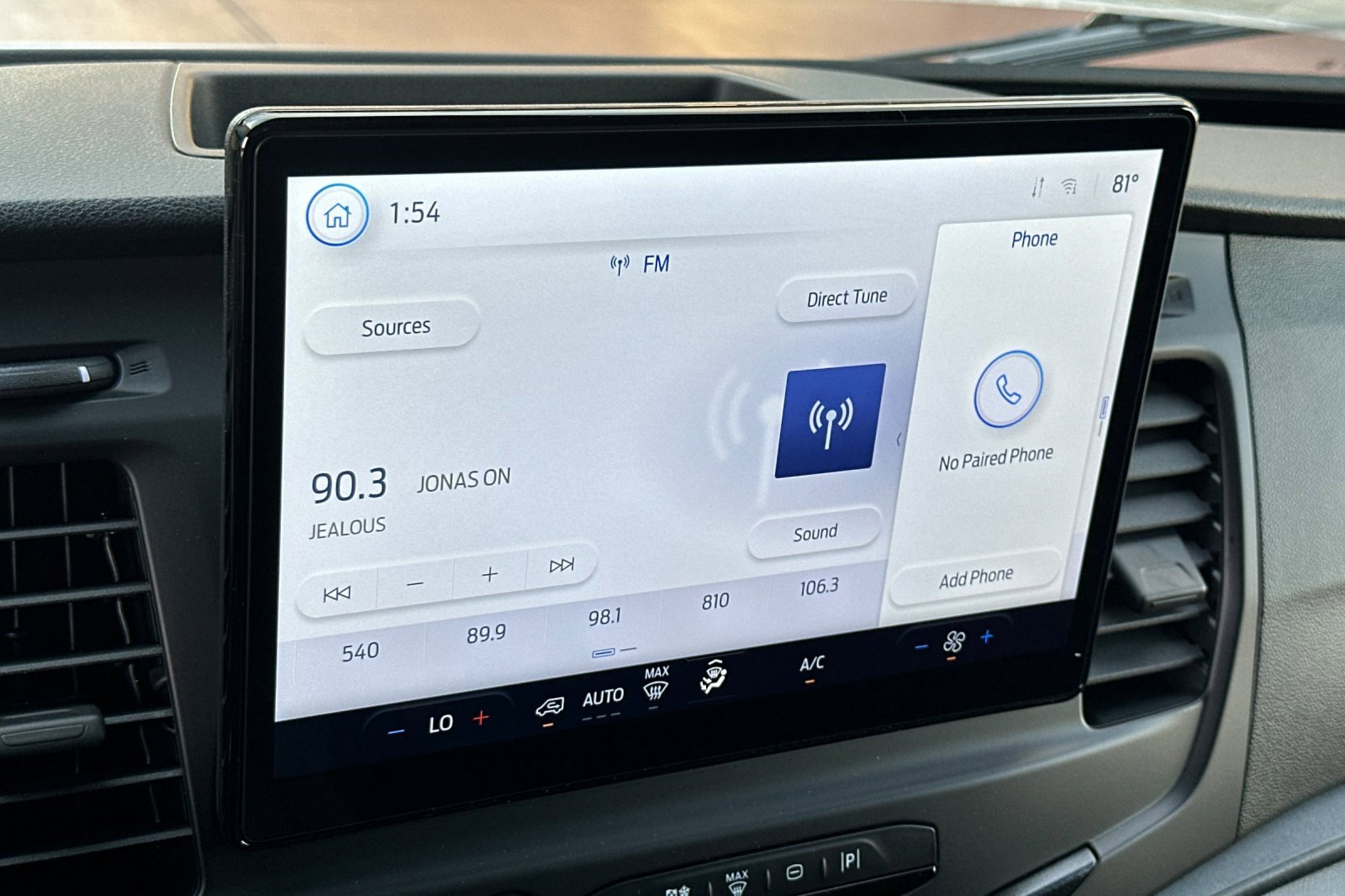 New 2026 Ford E-Transit 148 High Roof Extended image 14