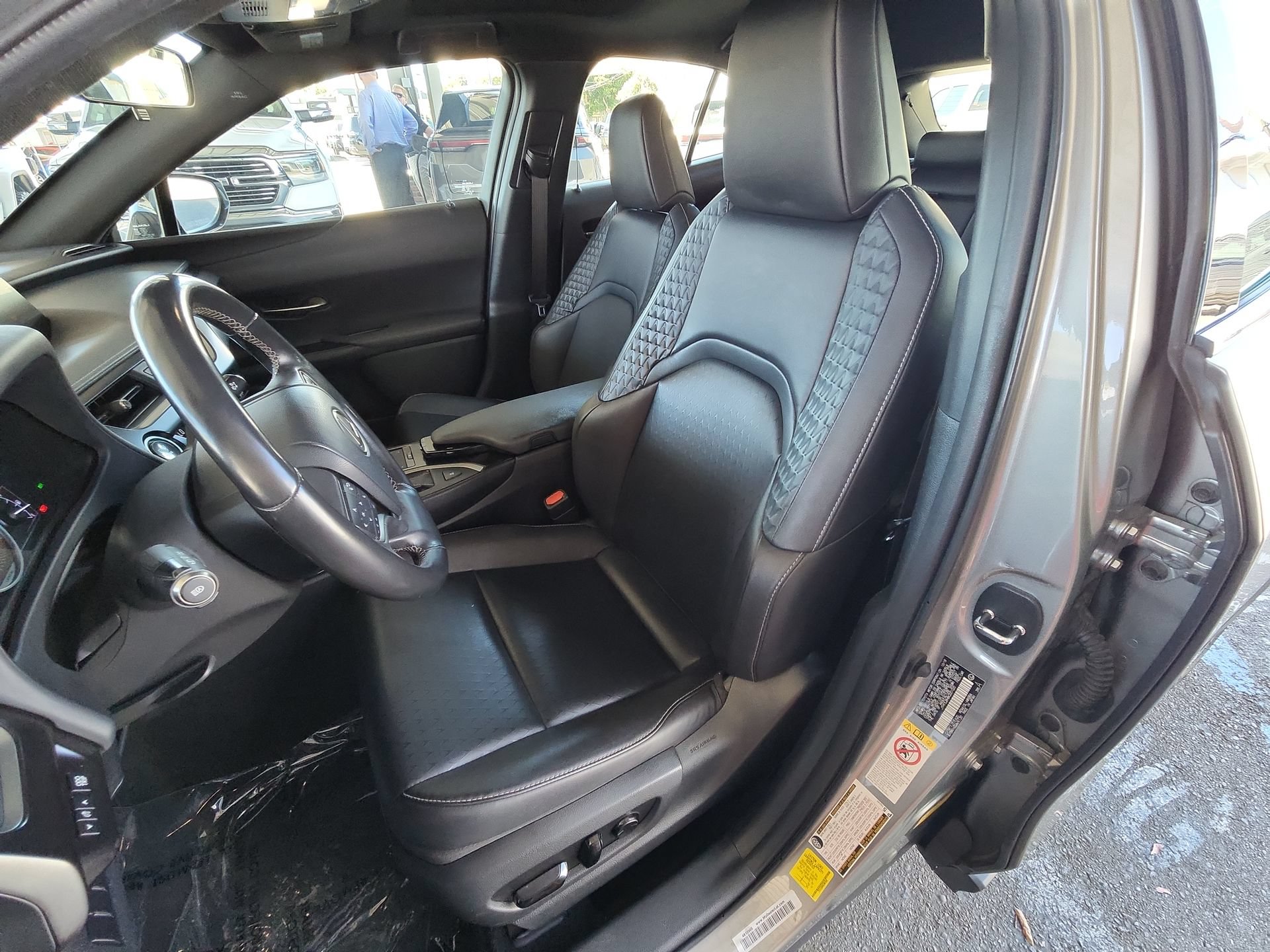 Used 2019 Lexus UX 200 w/ Accessory Package FWD image 13
