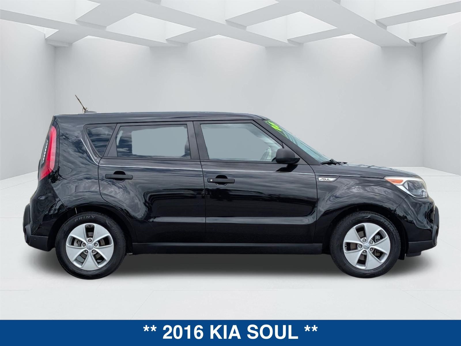 Used 2016 Kia Soul image 3