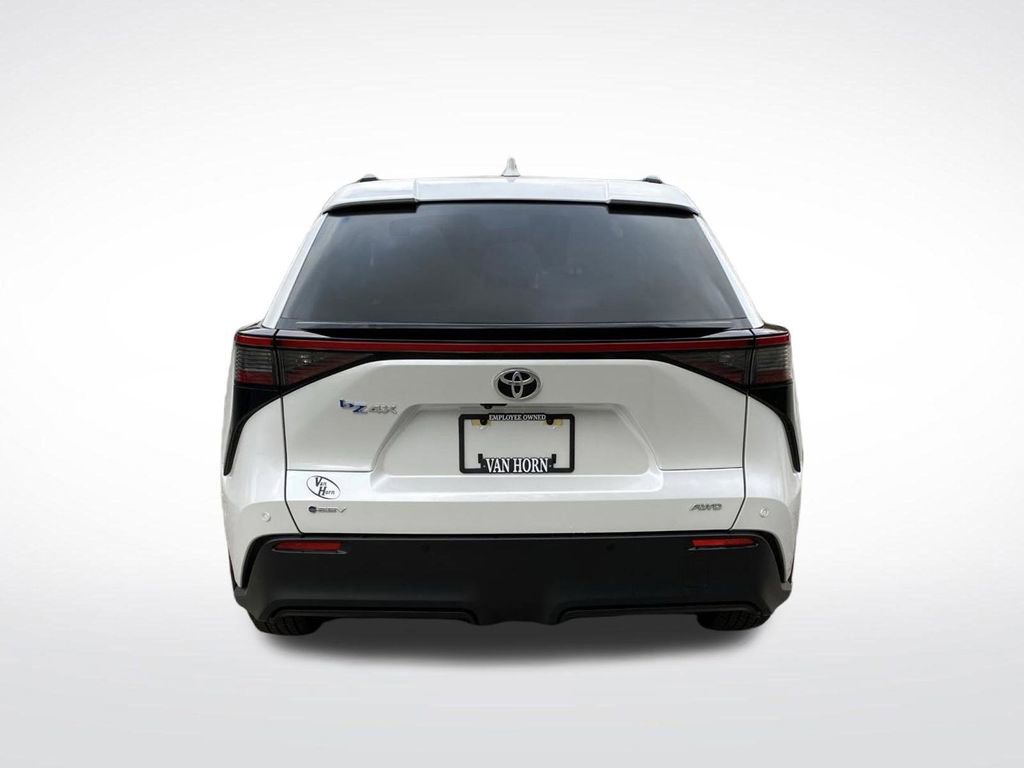 Used 2024 Toyota bZ4X XLE image 14