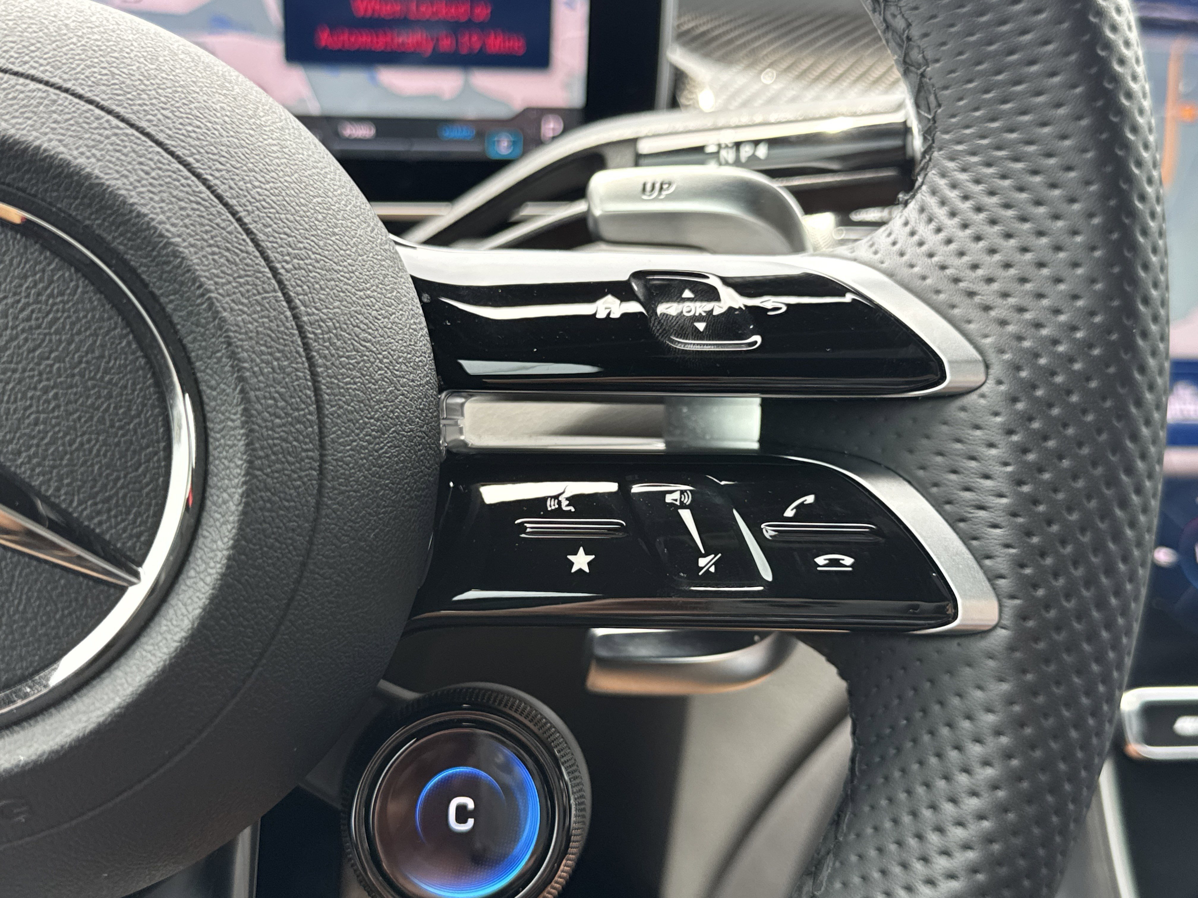 Used 2025 Mercedes-Benz GLC 43 AMG 4MATIC image 17