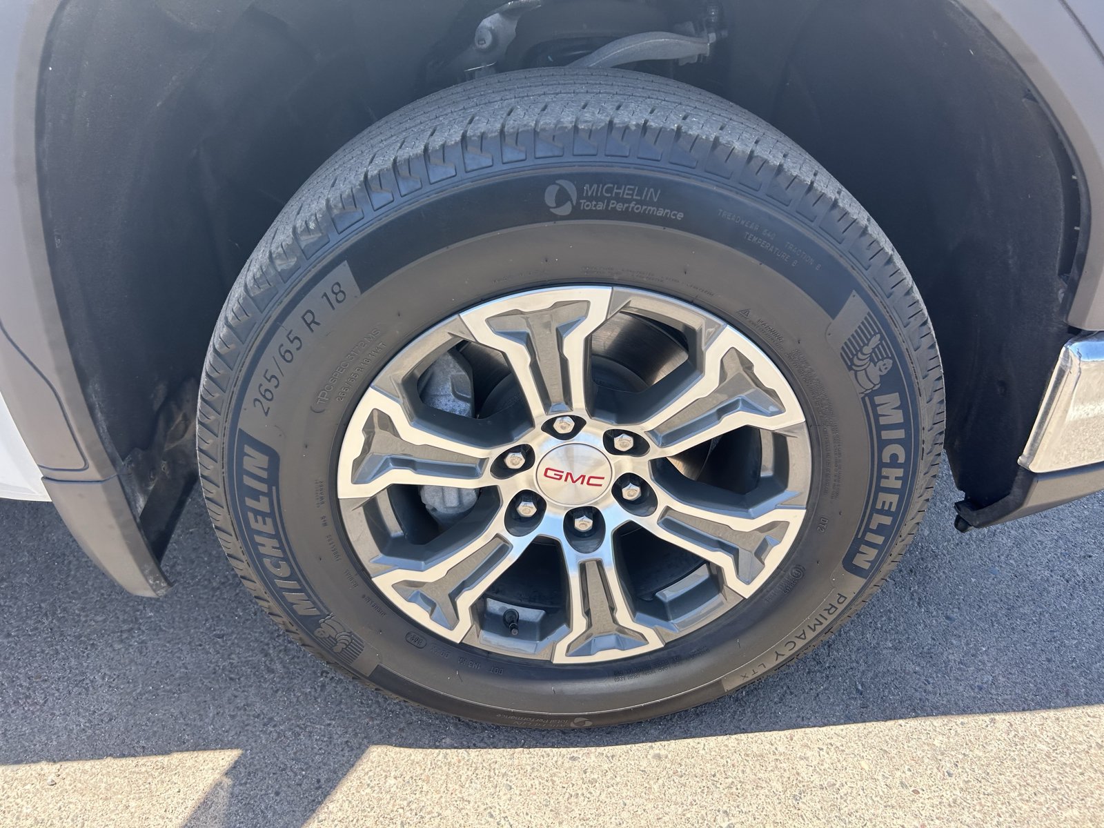 Certified 2025 GMC Sierra 1500 SLT AWD/4WD image 9