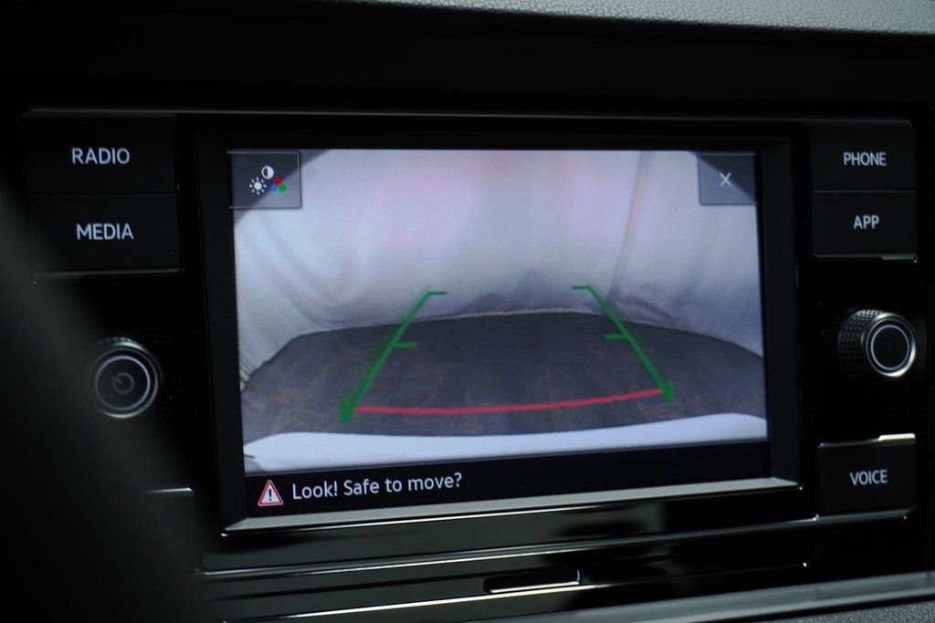 Used 2023 Volkswagen Jetta Sport image 18