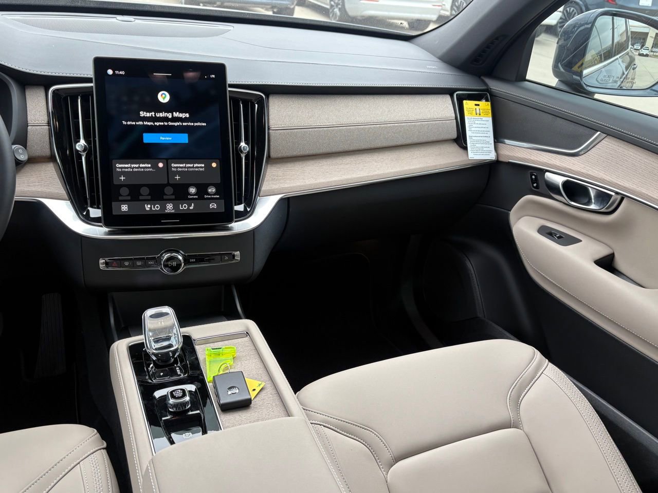 New 2026 Volvo XC90 B6 Core w/ Protection Package Premier image 13