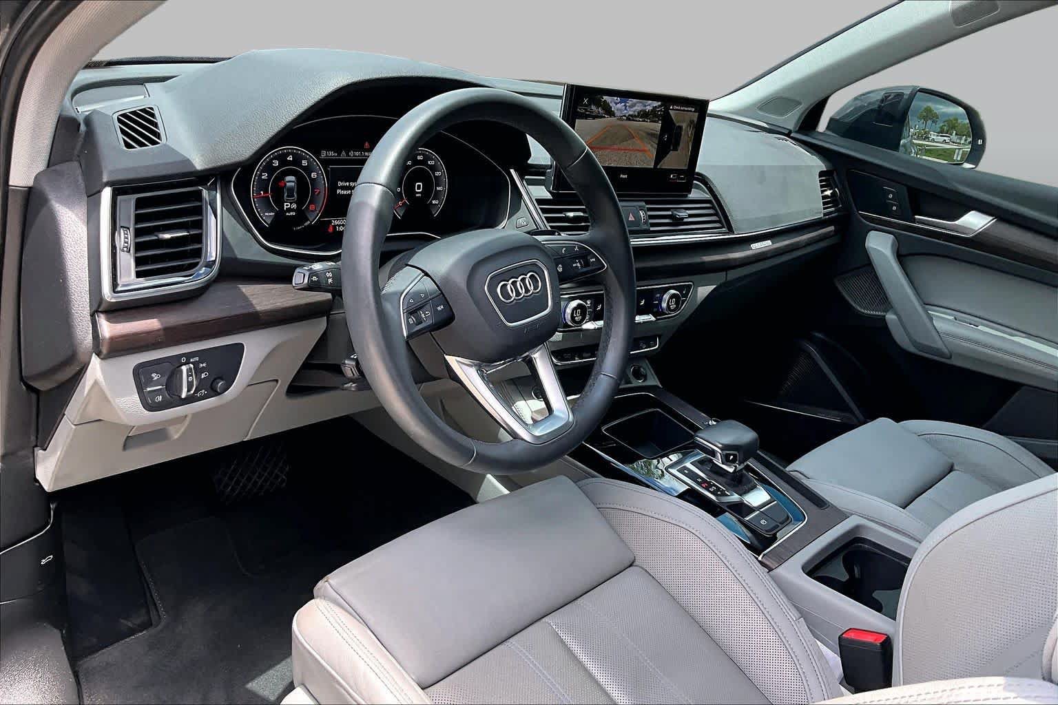 Used 2023 Audi Q5 2.0T Premium Plus AWD/4WD image 18