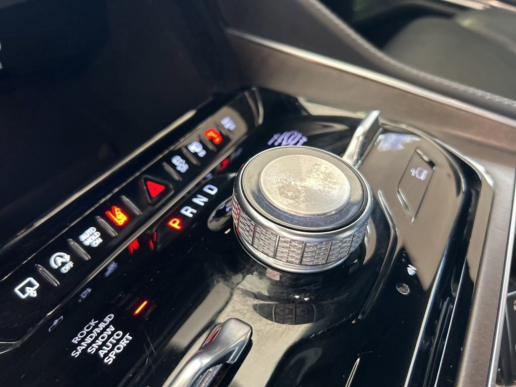 Used 2024 Jeep Grand Wagoneer L 4WD image 8