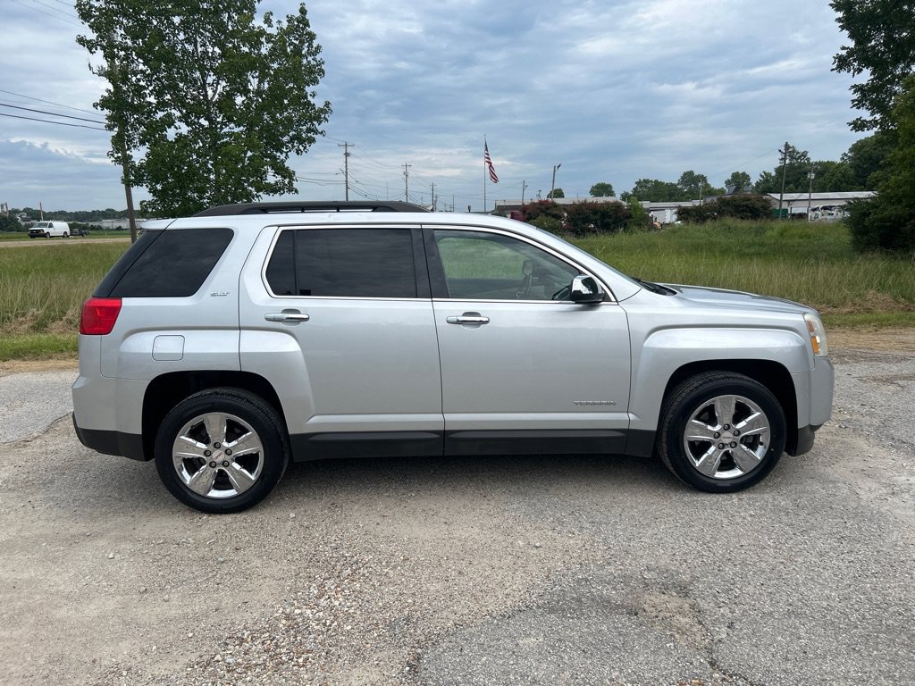 Used 2014 GMC Terrain SLT w/ Chrome Appearance Package FWD image 6