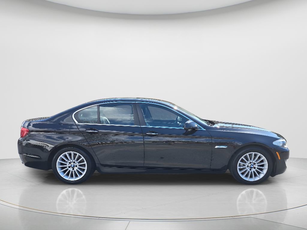 Used 2013 BMW 535i xDrive Sedan image 4