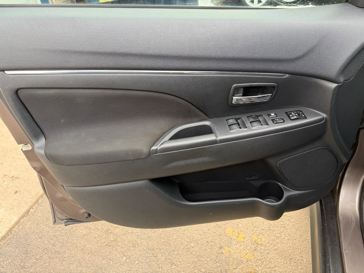 Used 2016 Mitsubishi Outlander Sport ES image 12