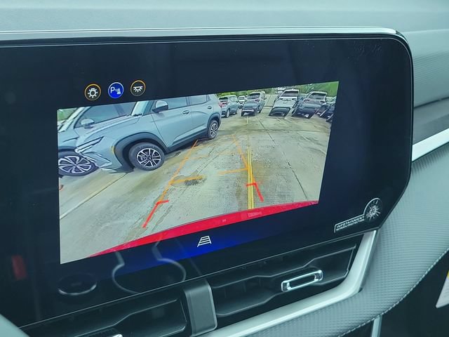 New 2026 Chevrolet Equinox LT w/ Convenience Package II FWD image 14