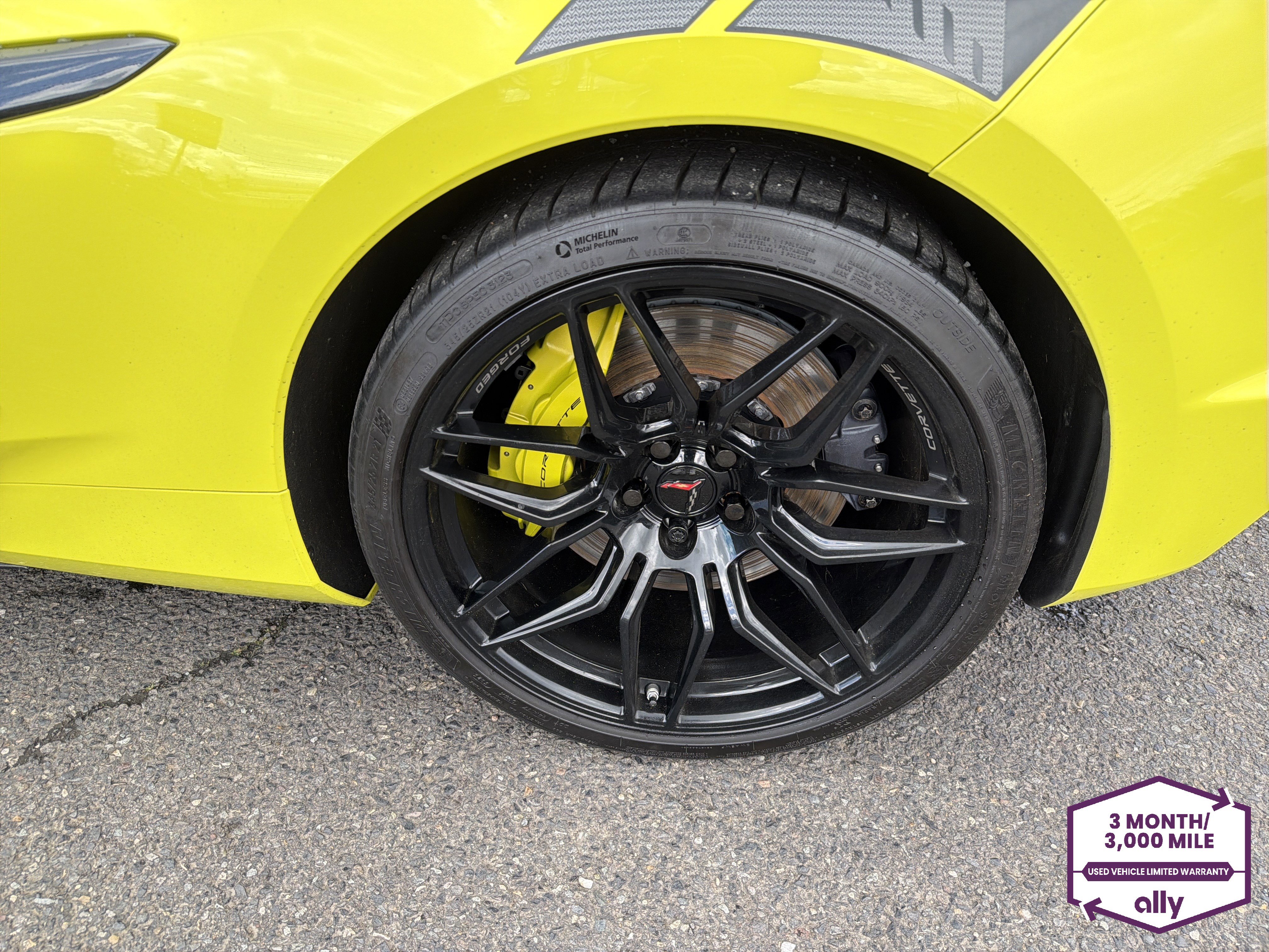 Used 2024 Chevrolet Corvette Z06 RWD image 24