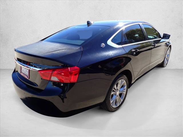 Used 2015 Chevrolet Impala LT w/ Convenience Package image 4
