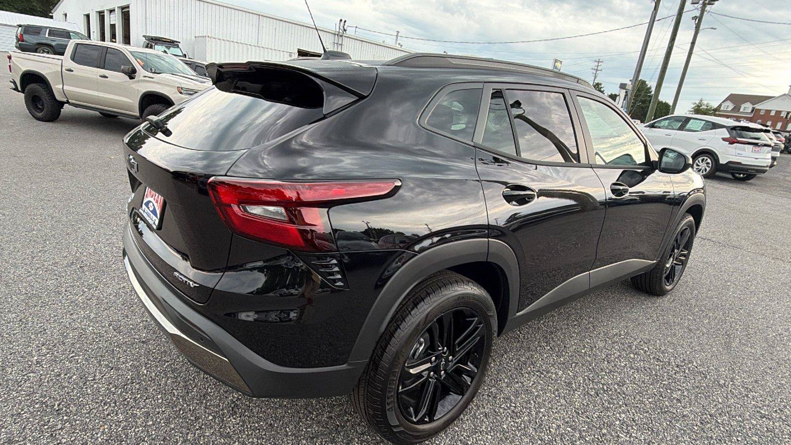 New 2026 Chevrolet Trax ACTIV w/ Sunroof Package FWD image 9