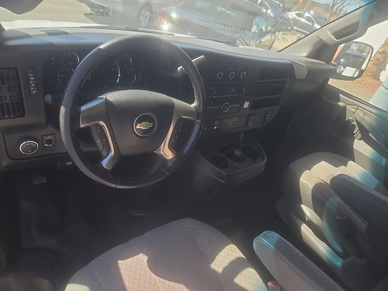Used 2019 Chevrolet Express 2500 w/ Driver Convenience Package image 7